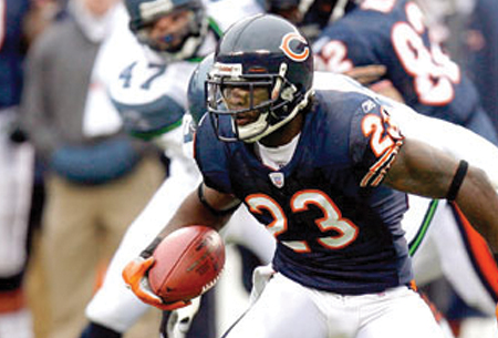 Devin Hester makes wrong turn on way home from practice, is lost for ...