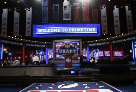 Grossly overweight Jets and Giants fans can’t wait to attend NFL Draft ...